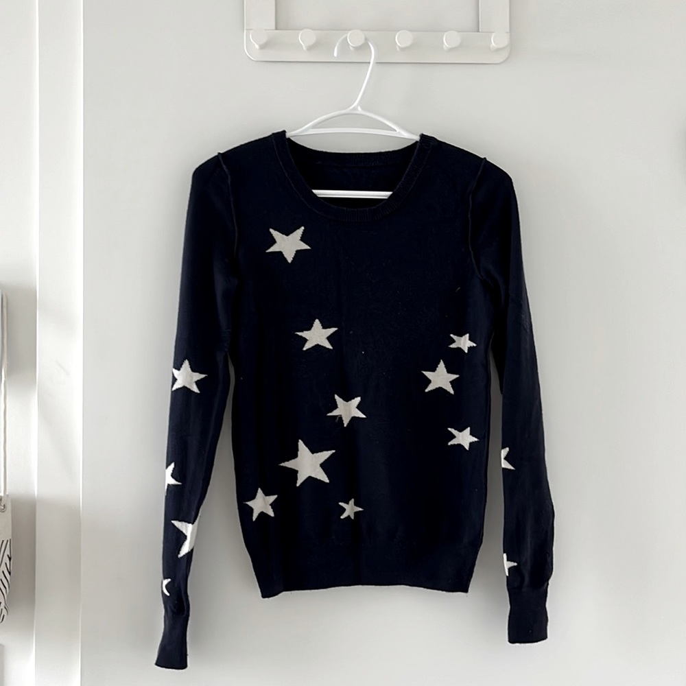 Navy blue soft sweater💙